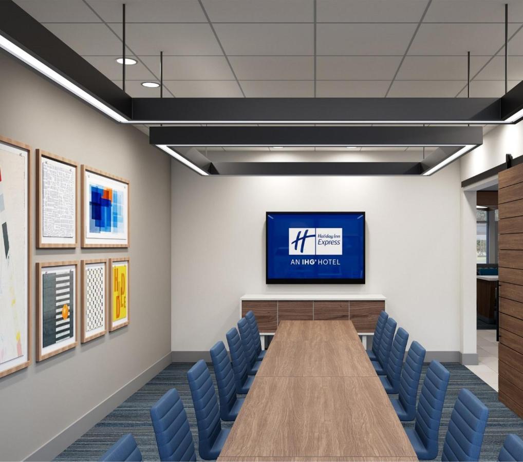 Holiday Inn Express & Suites Reedsburg - Dells Area By Ihg ภายนอก รูปภาพ