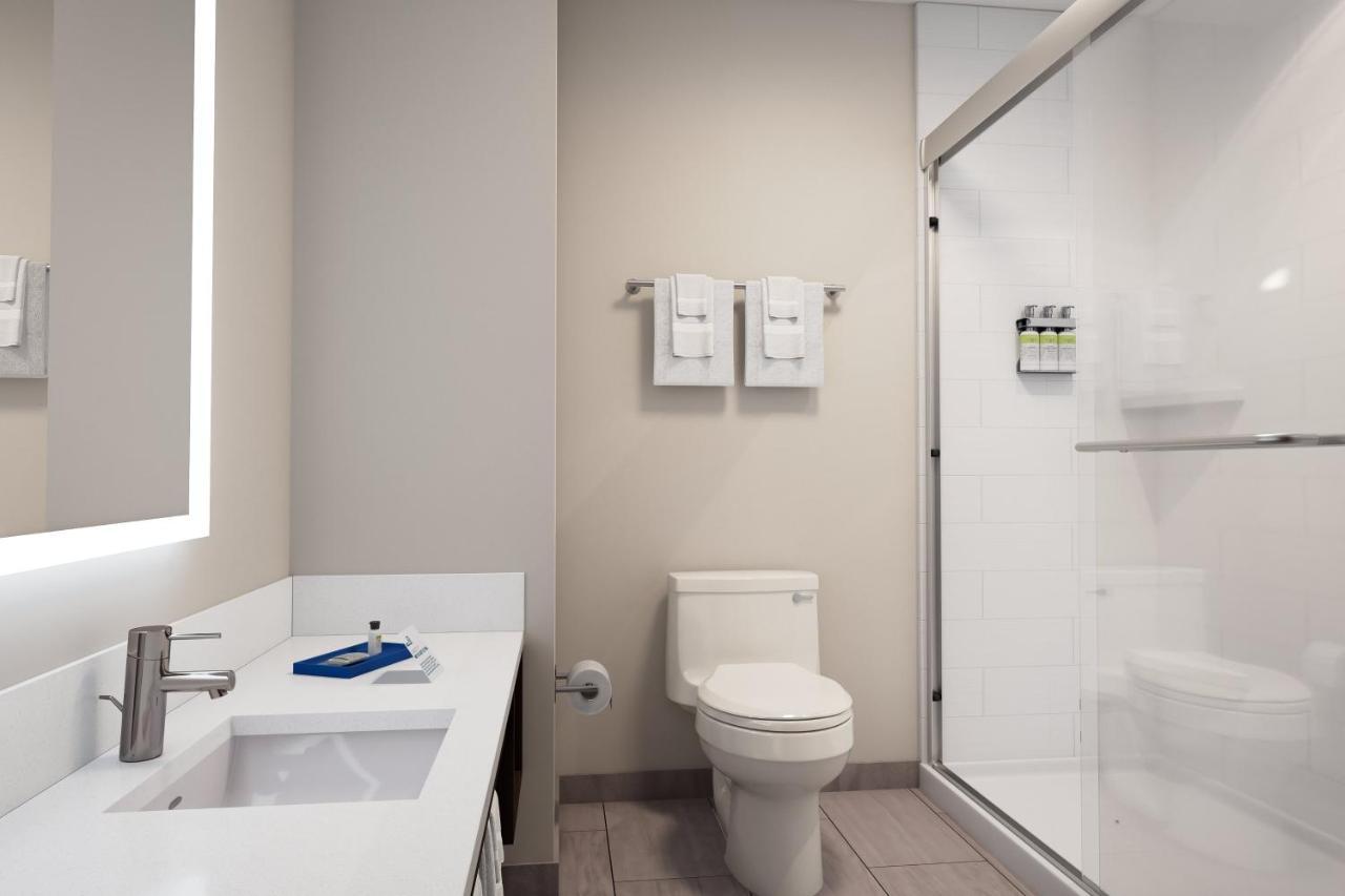 Holiday Inn Express & Suites Reedsburg - Dells Area By Ihg ภายนอก รูปภาพ