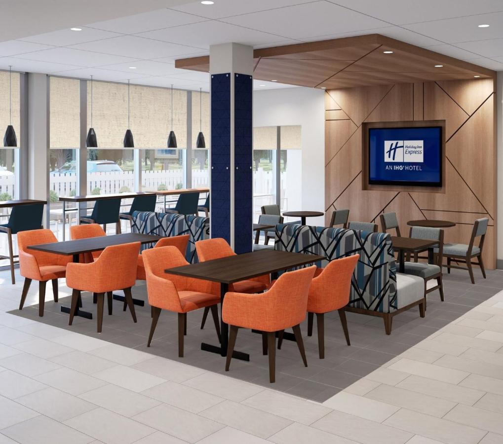 Holiday Inn Express & Suites Reedsburg - Dells Area By Ihg ภายนอก รูปภาพ