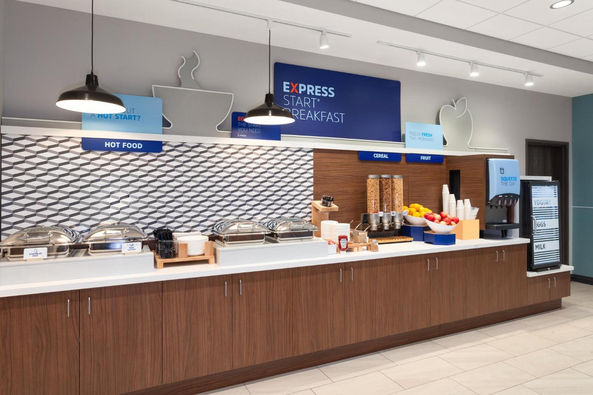 Holiday Inn Express & Suites Reedsburg - Dells Area By Ihg ภายนอก รูปภาพ